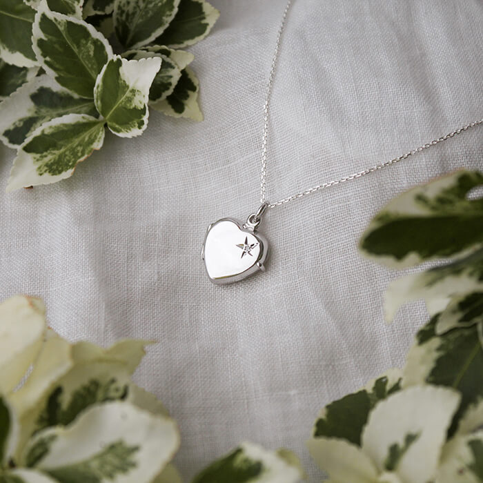 Heart locket with White Diamond | Bethany