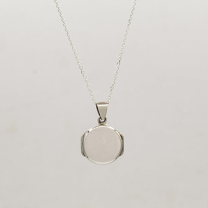Leah: Multi Photo Locket