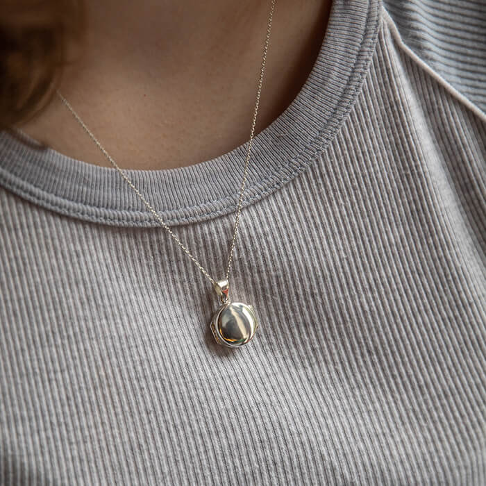Leah: Multi Photo Locket