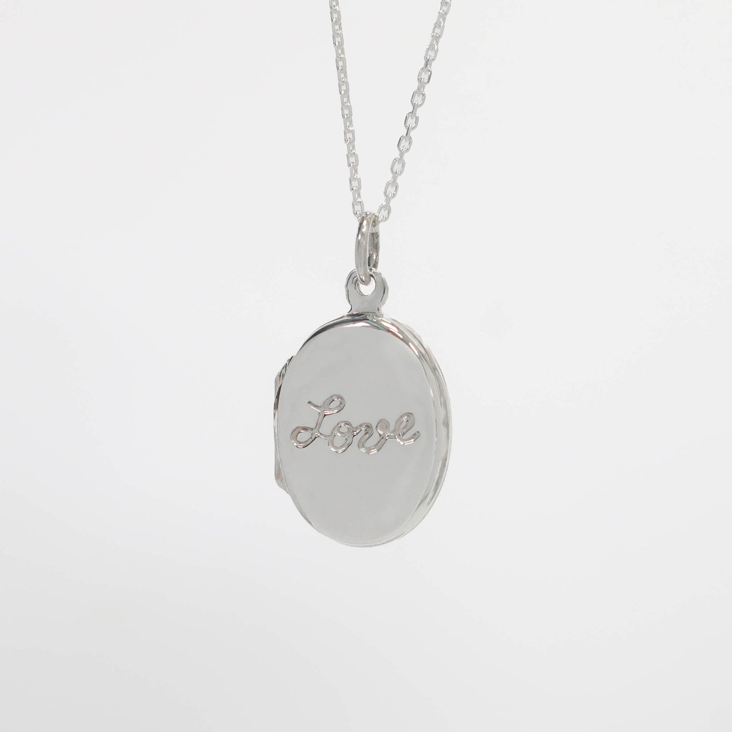 Silver Oval  Locket | Love